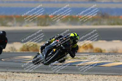 media/Apr-10-2022-SoCal Trackdays (Sun) [[f104b12566]]/Turn 14 (10am)/